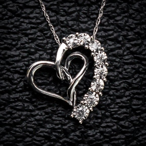 10K White Gold and Diamond Heart Pendant Charm with Chain Necklace